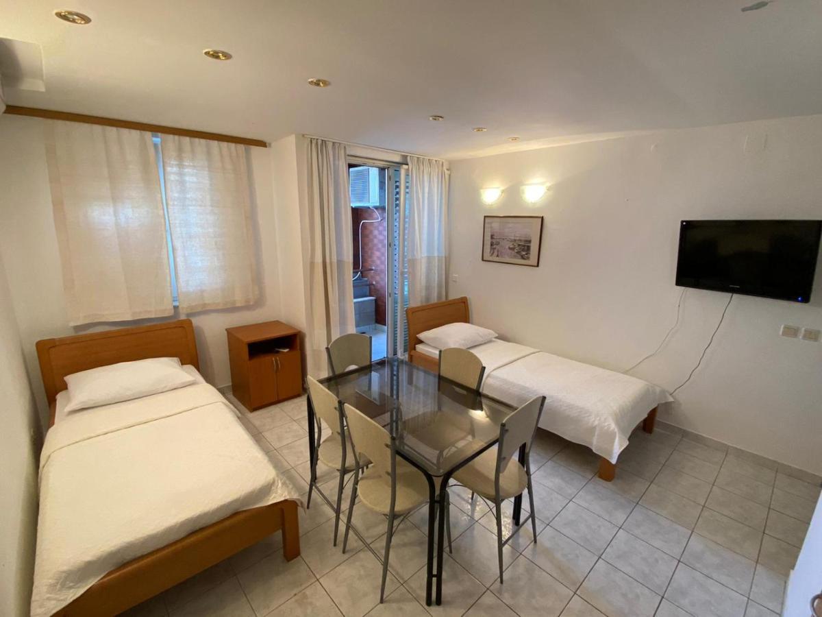 Blue Wave Apartments Turanj Zewnętrze zdjęcie